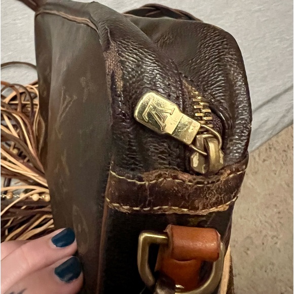 Vintage Louis Vuitton Boho Bag - Picture 5 of 9